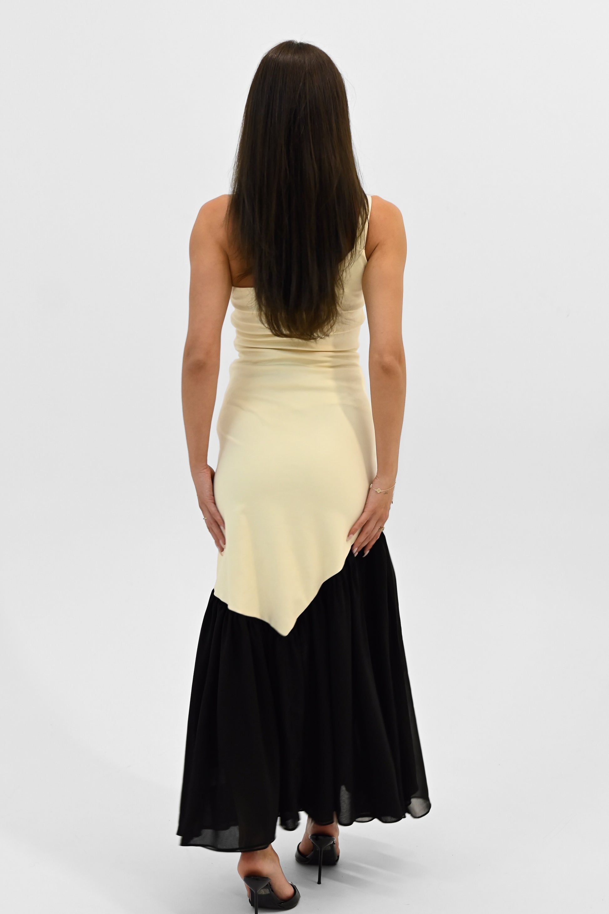 Asymmetrical maxxi dress - ivory and black