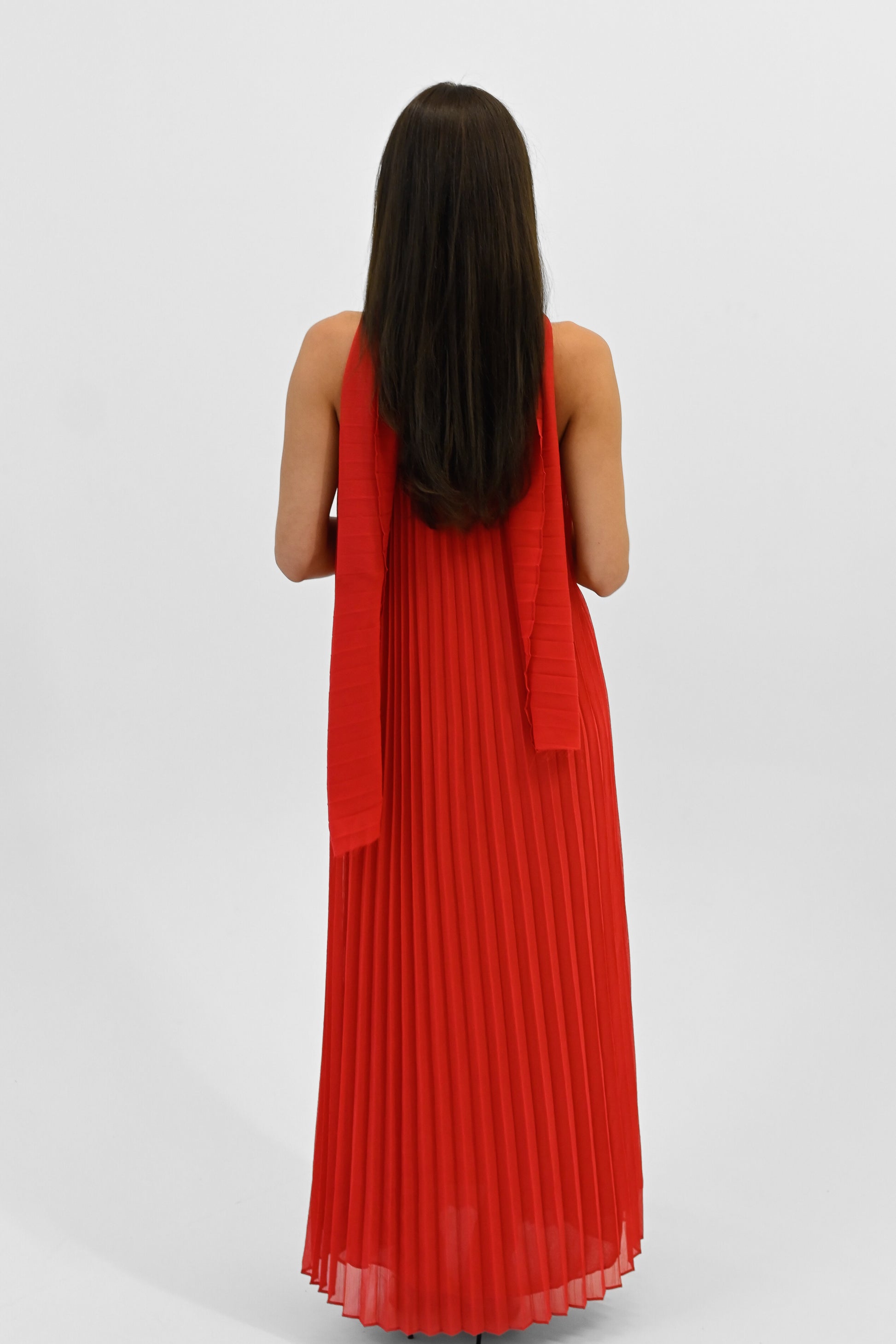 Pleated maxi dress with scarf (dupatta) - Red